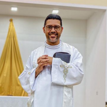 Padre Fábio Lopes Vieira